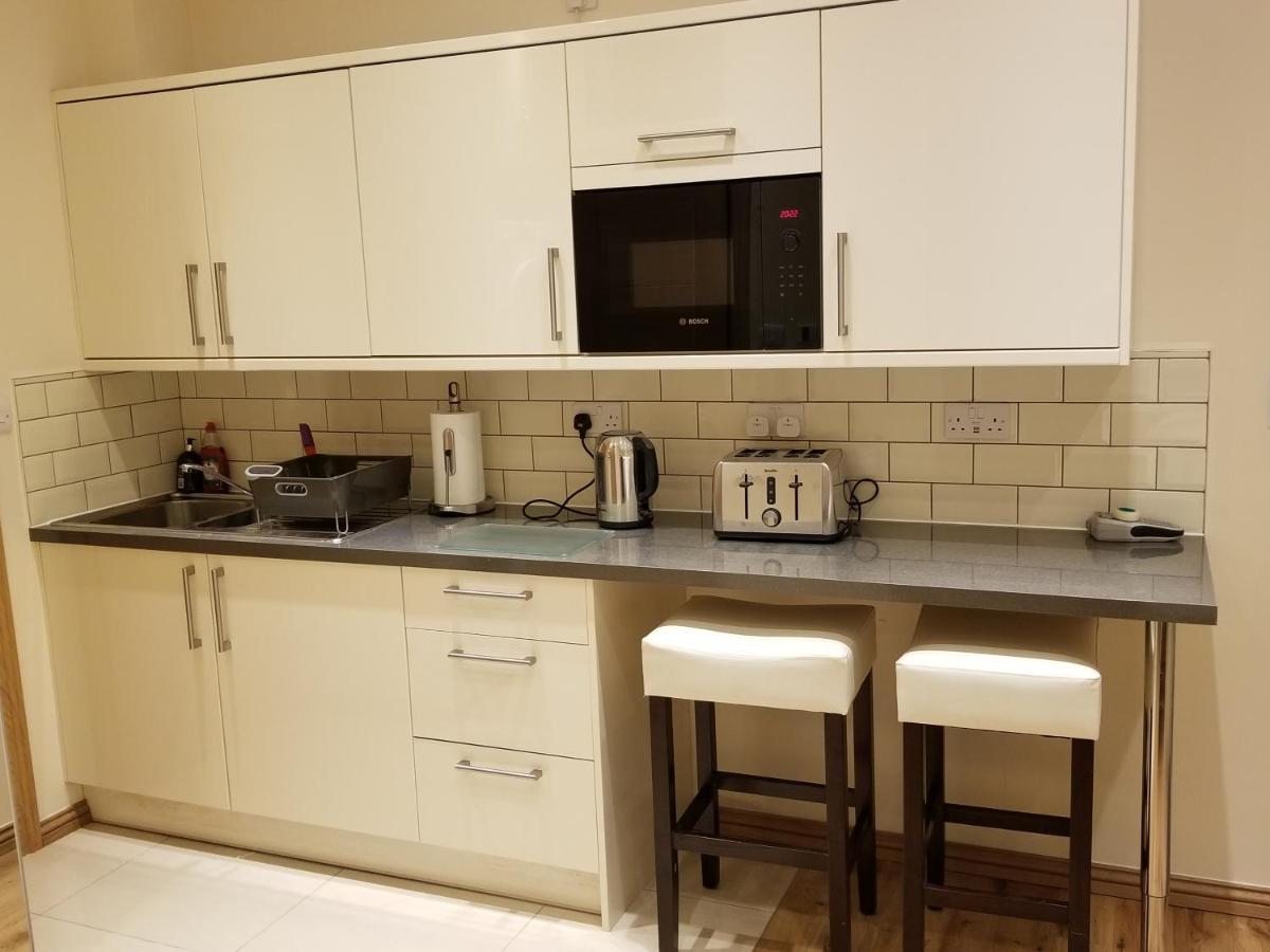 London Luxury Apartments 5 Min Walk From Ilford Station, With Free Parking Free Wifi Eksteriør billede