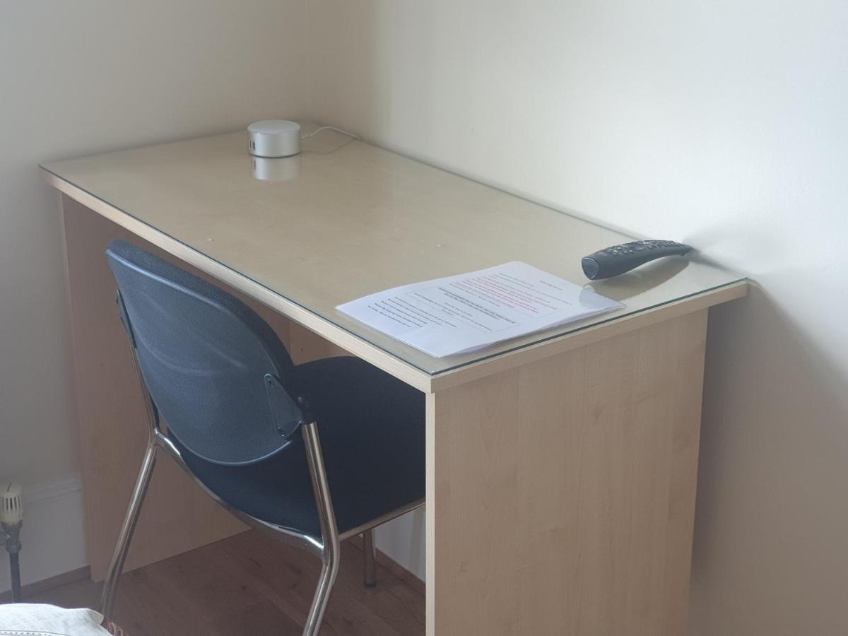 London Luxury Apartments 5 Min Walk From Ilford Station, With Free Parking Free Wifi Eksteriør billede