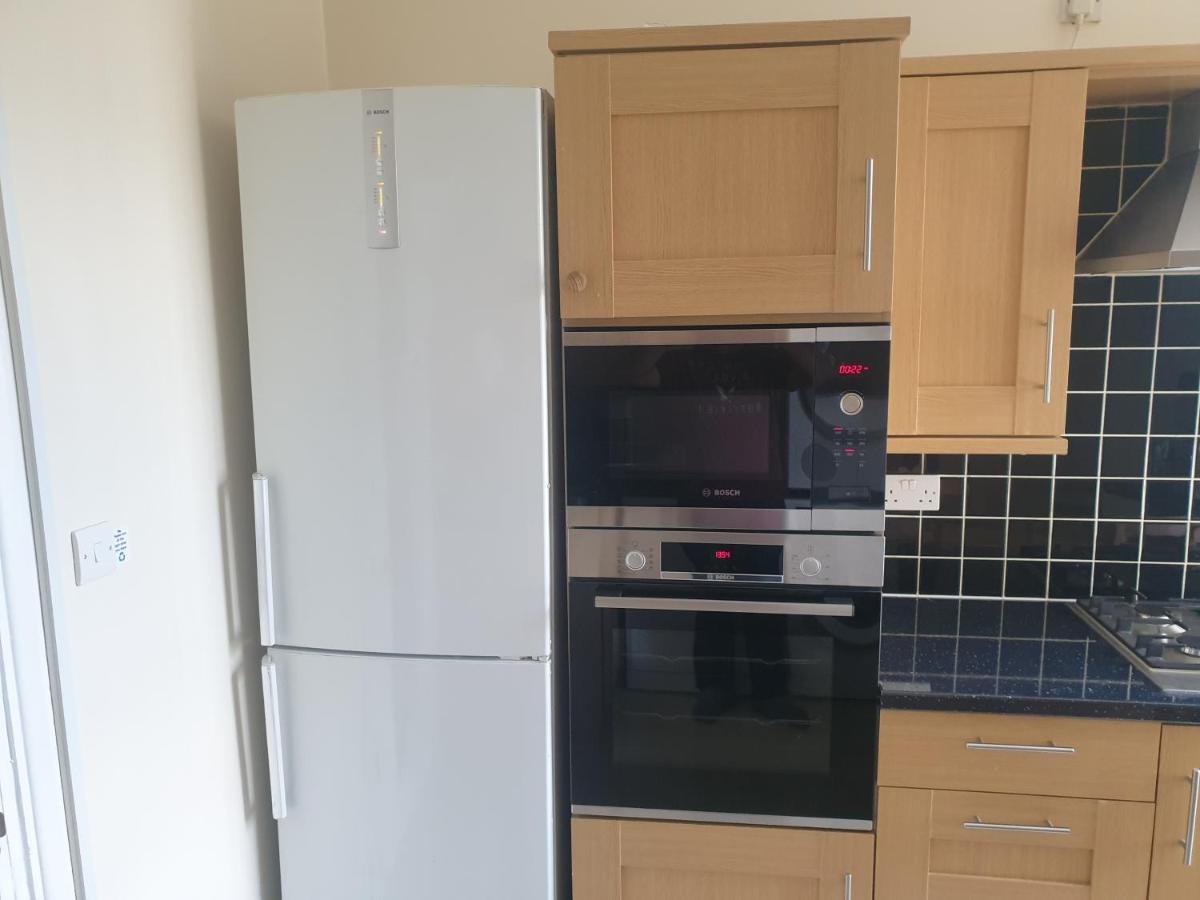 London Luxury Apartments 5 Min Walk From Ilford Station, With Free Parking Free Wifi Eksteriør billede
