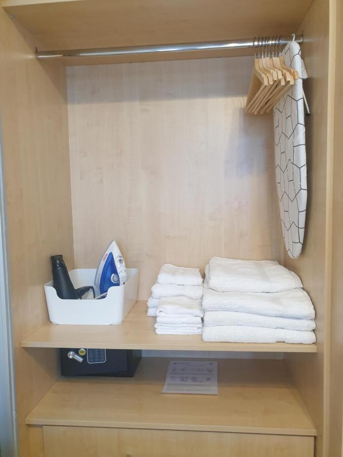 London Luxury Apartments 5 Min Walk From Ilford Station, With Free Parking Free Wifi Eksteriør billede